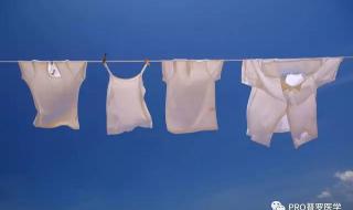 女孩用卫生巾的过程